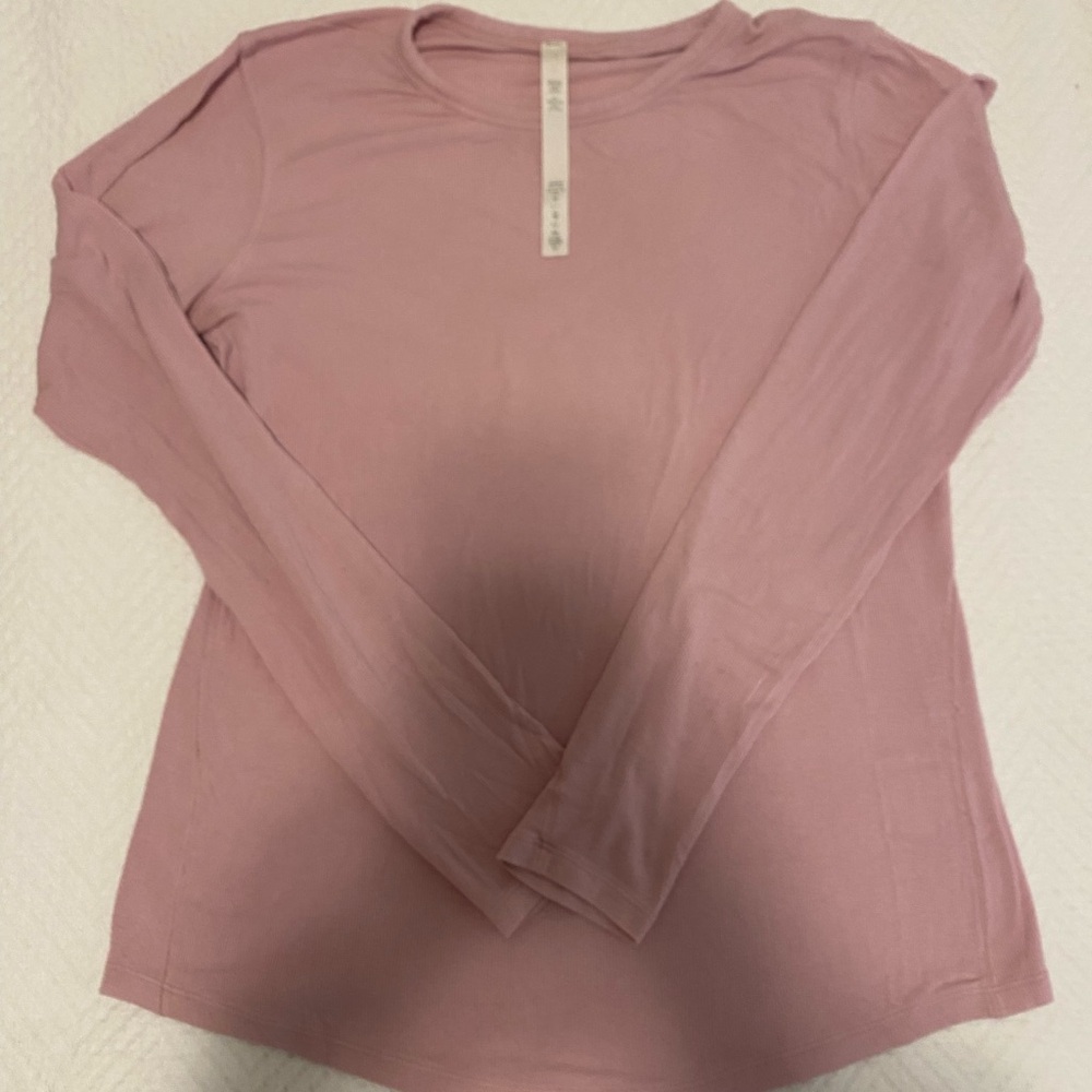 Lululemon Athletica Soft Pink Long Sleeve Top